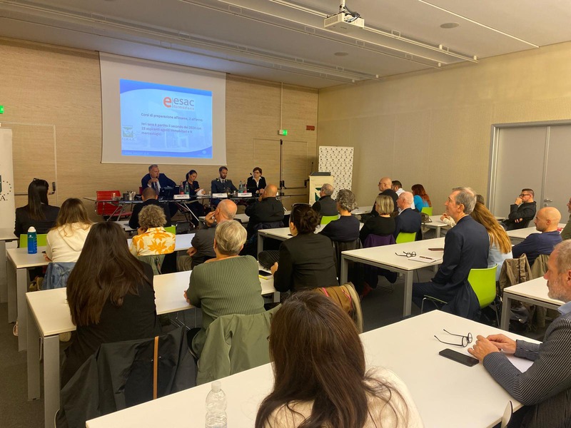 Un'immagine dell'incontro Fimaa-Confcommercio Vicenza svoltosi al Centro Formazione Esac