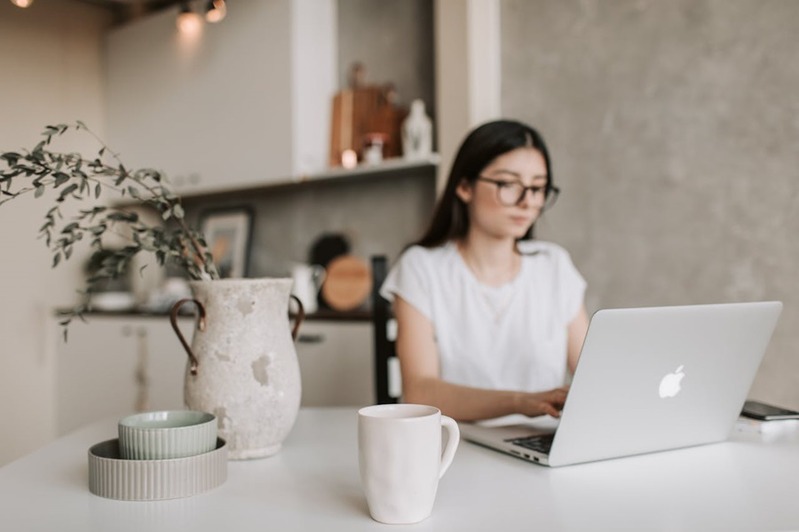 PERMESSO NELLA GIORNATA DI SMART WORKING: L’INFORTUNIO IN ITINERE È INDENNIZZABILE