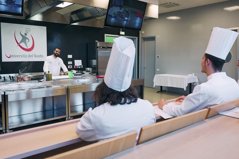 DA DISOCCUPATO A OPERATORE DI MACELLERIA